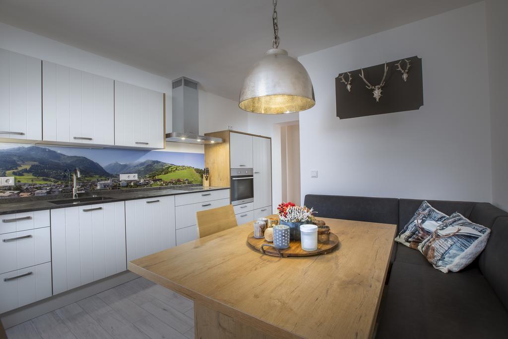 Appartement Nanske Kaprun Buitenkant foto